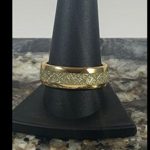 Size 11.5 tungsten ring w/meteor inlay